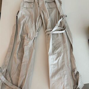 Maniere De Voir Tan Capris with Relaxed Fit